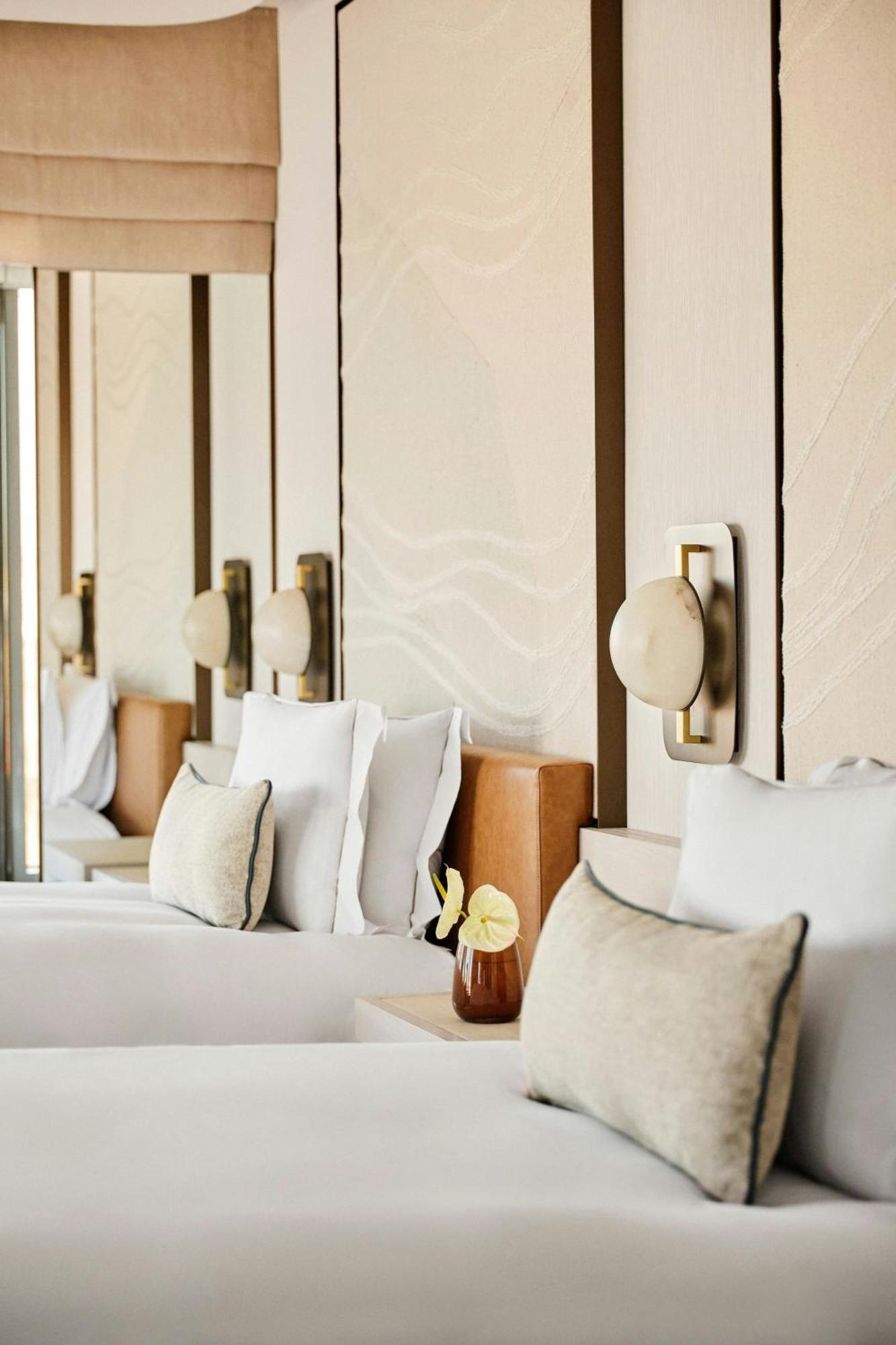 Hotel Arts